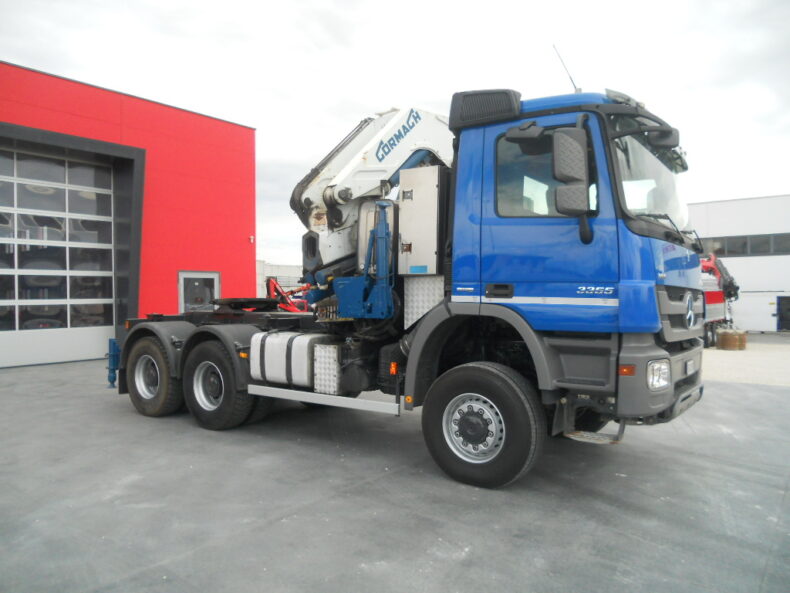 MERCEDES ACTROS 33.55 6X6 CON GRU CORMAC 40400