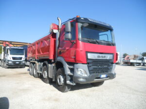 DAF CF 85.480 CON CASSONE RIB.LE TRILATERALE